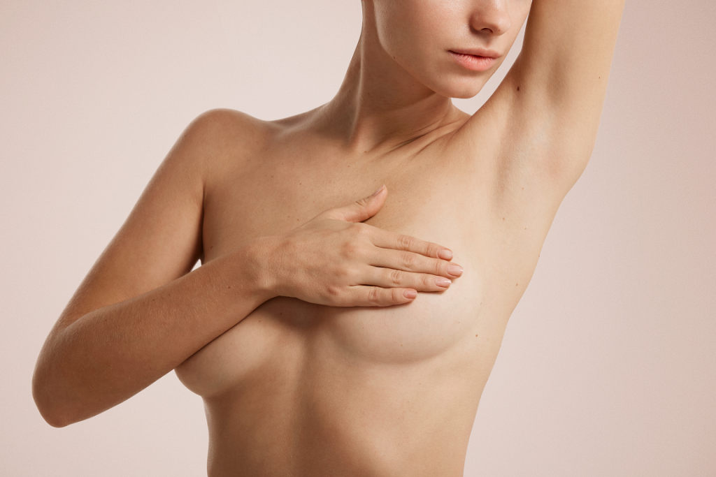 How To Recognize The Signs That You Need a Breast Reduction